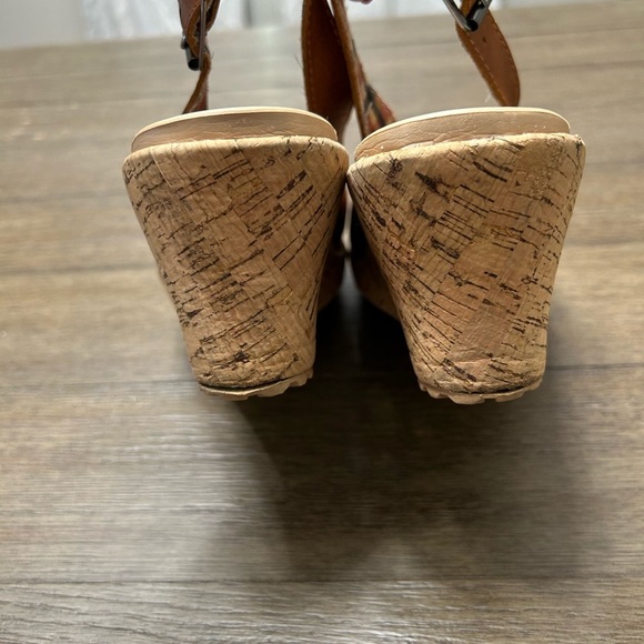 Crocs Women's A-Leigh Cork Heel Peep Toe Leather Slingback Tan Sandals Size‎ 10 - Picture 7 of 14